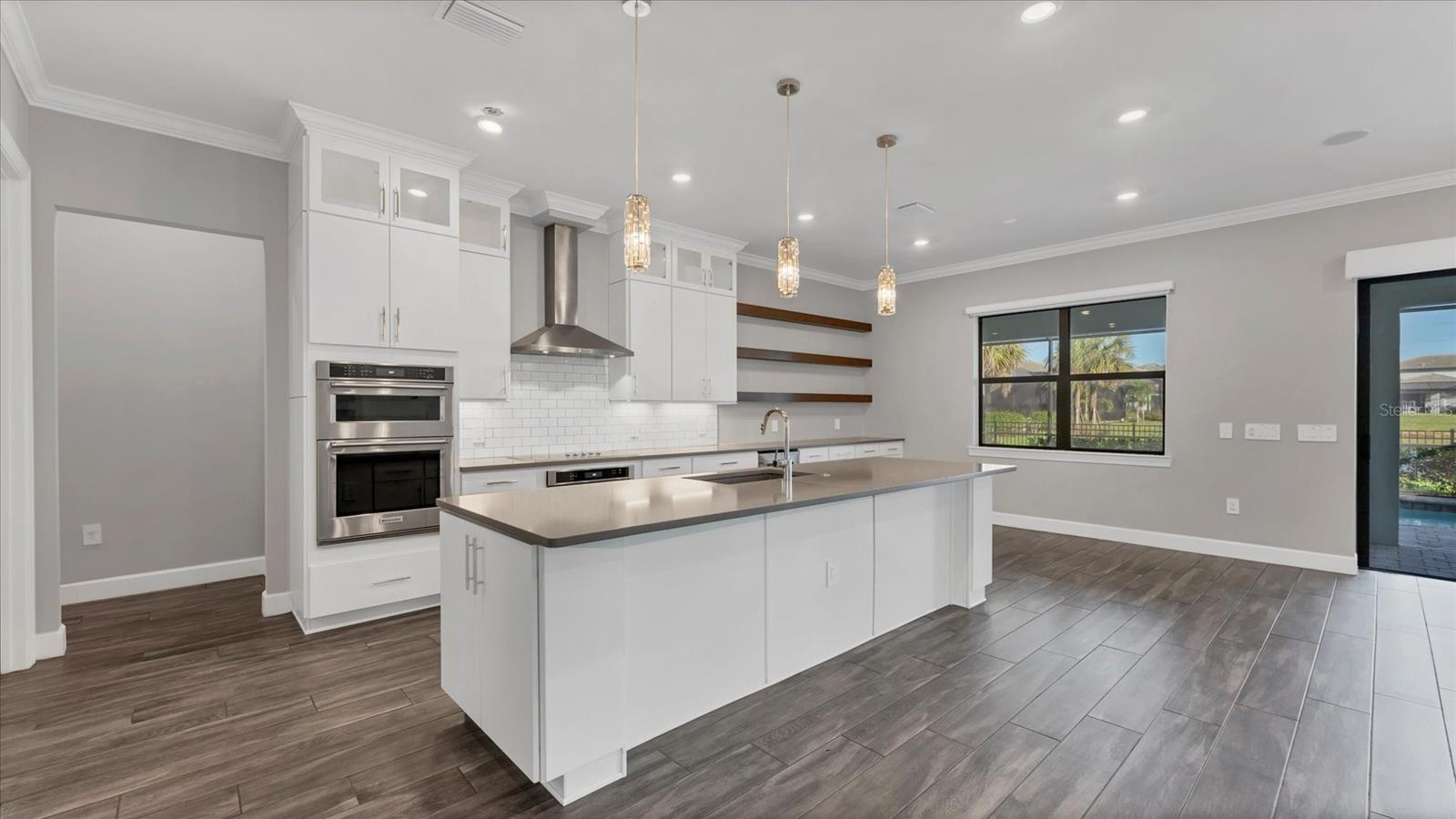 Image 22 of 81 For 16415 Slate Place