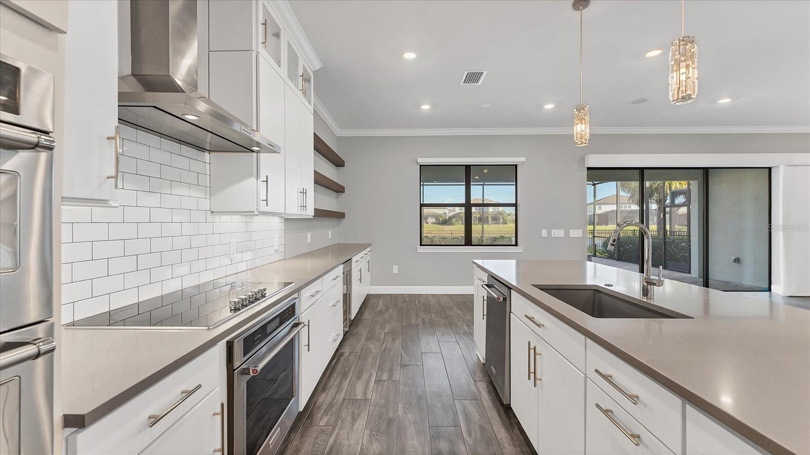 Image 23 of 81 For 16415 Slate Place