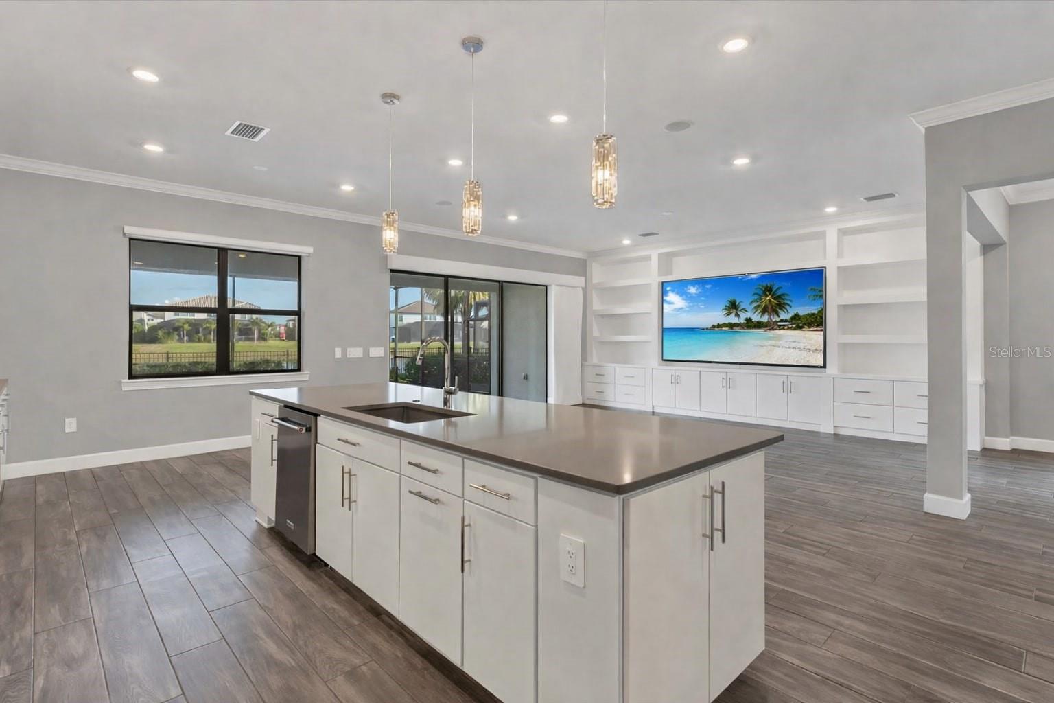 Image 32 of 81 For 16415 Slate Place