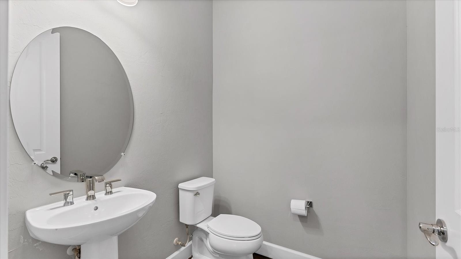 Image 35 of 81 For 16415 Slate Place