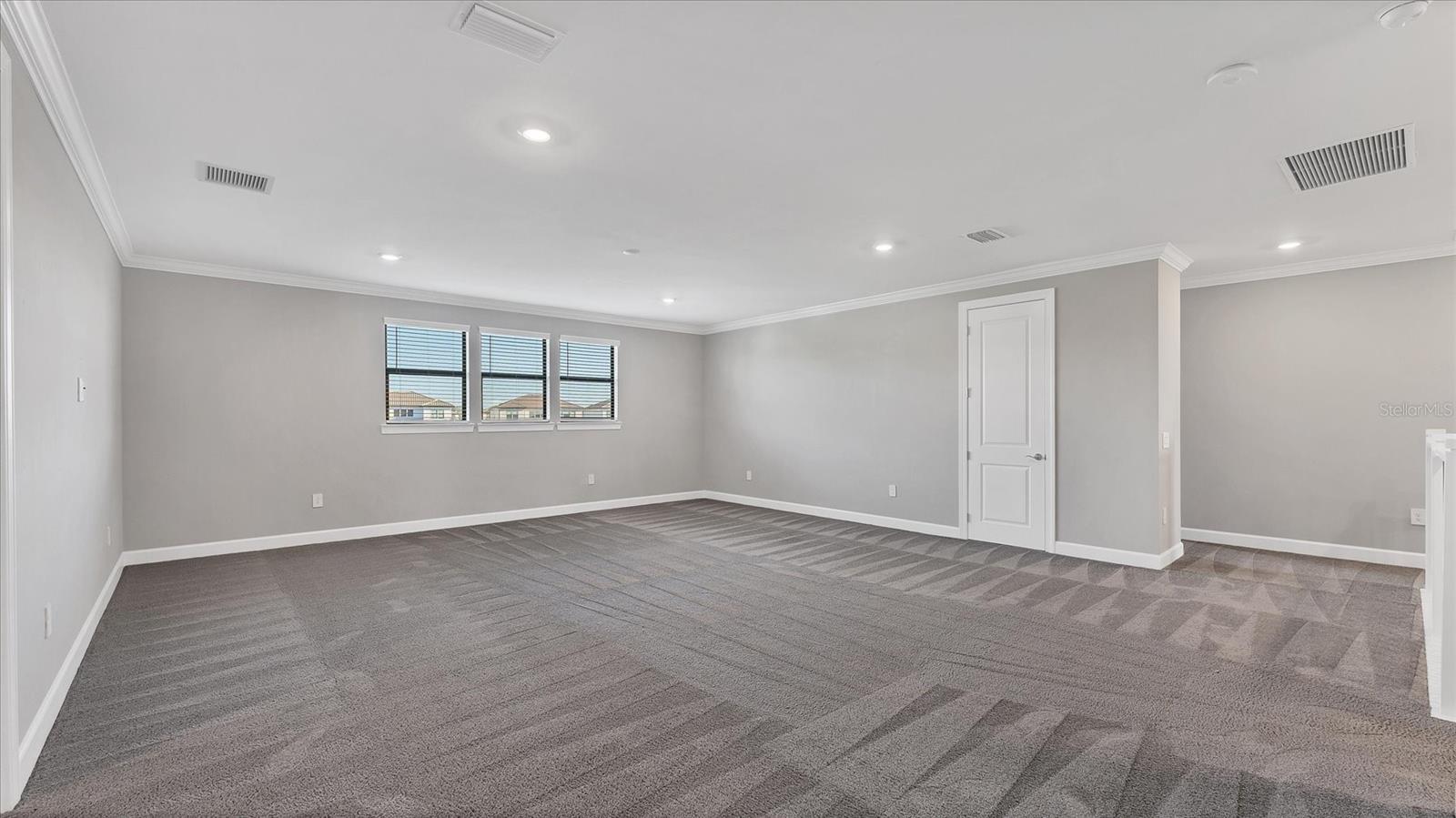 Image 48 of 81 For 16415 Slate Place