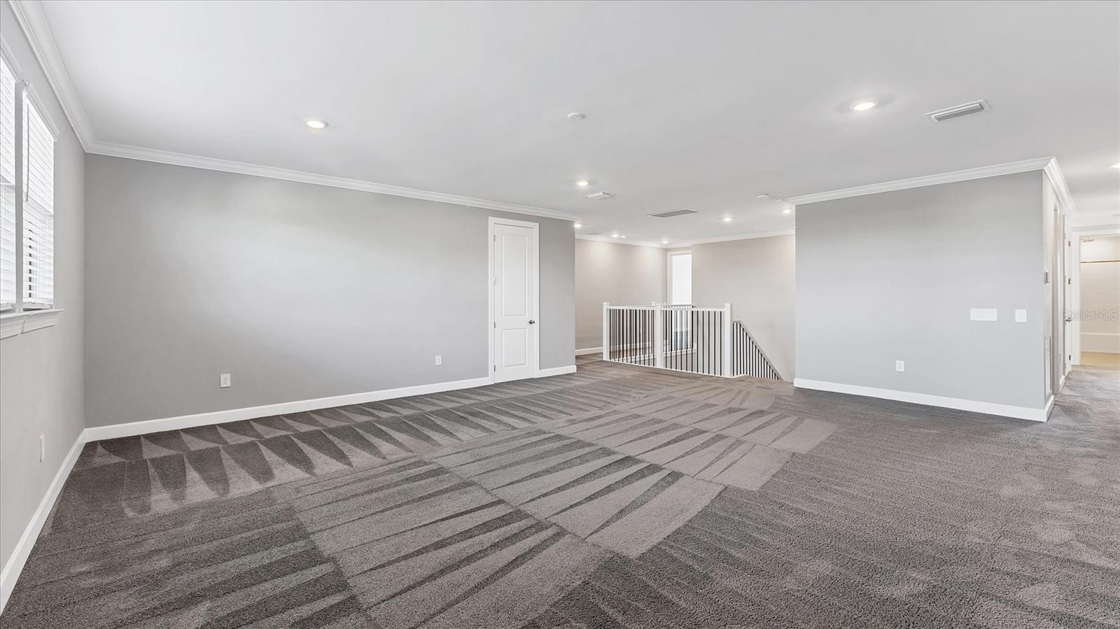 Image 50 of 81 For 16415 Slate Place