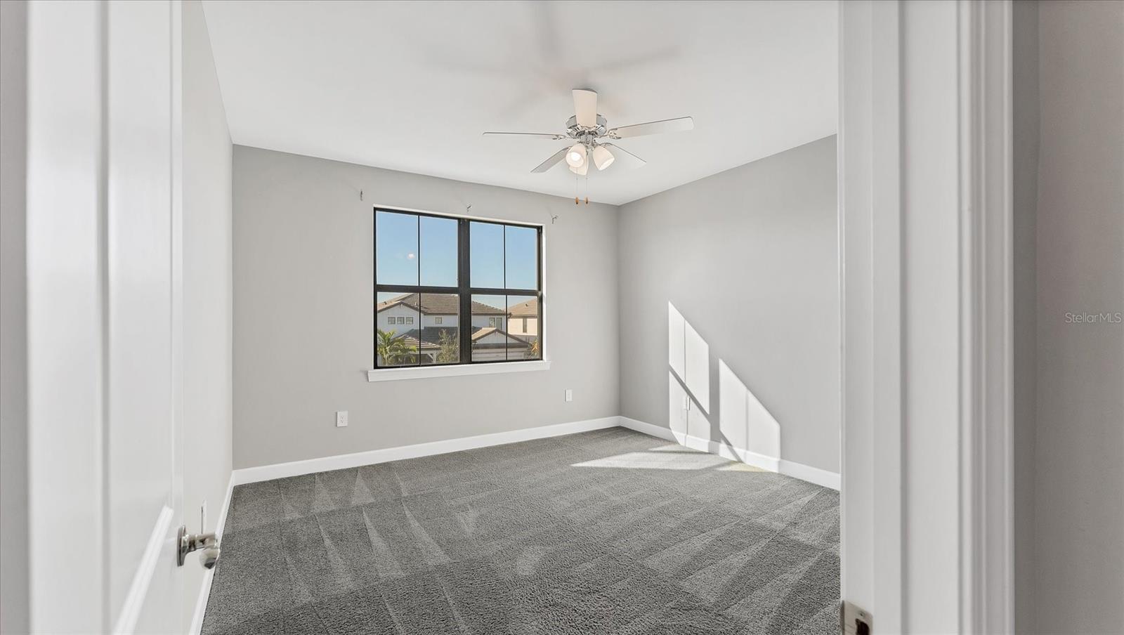 Image 55 of 81 For 16415 Slate Place