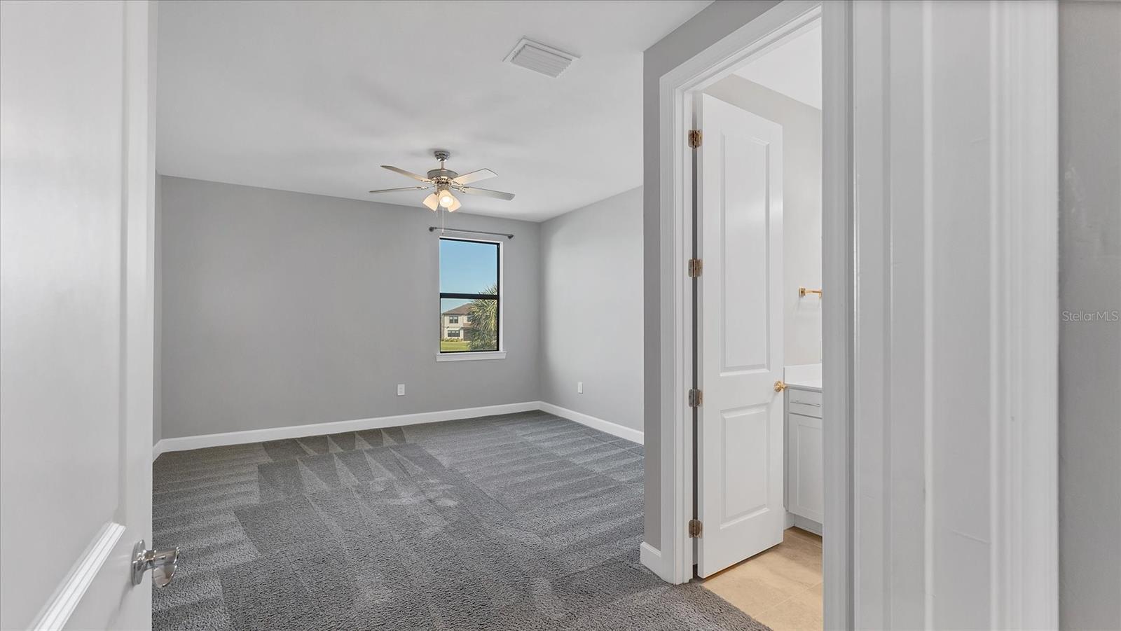 Image 59 of 81 For 16415 Slate Place