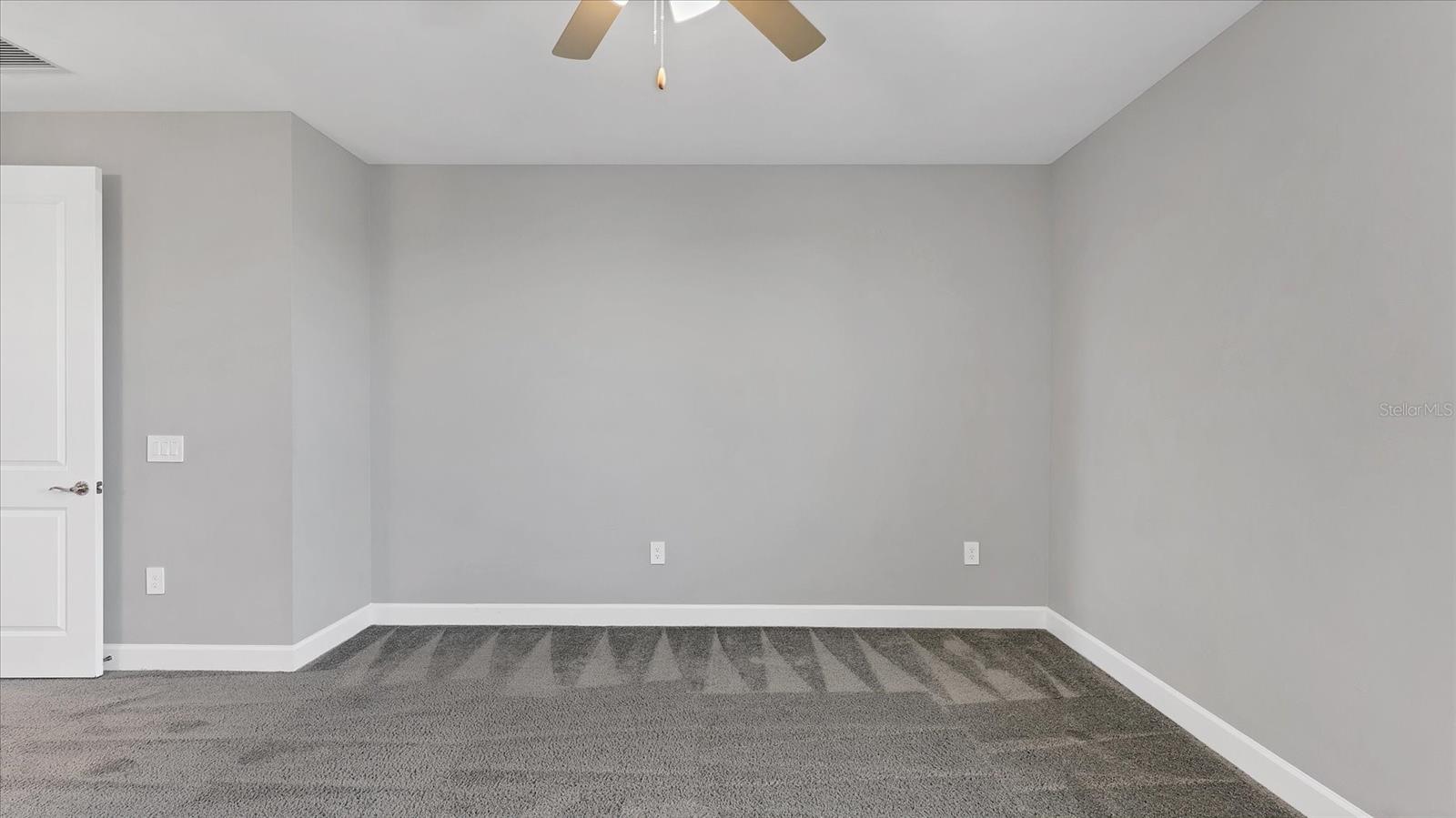 Image 61 of 81 For 16415 Slate Place