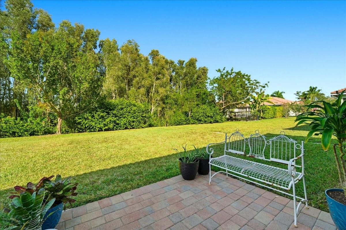 Image 30 of 36 For 3204 Royal Gardens Avenue