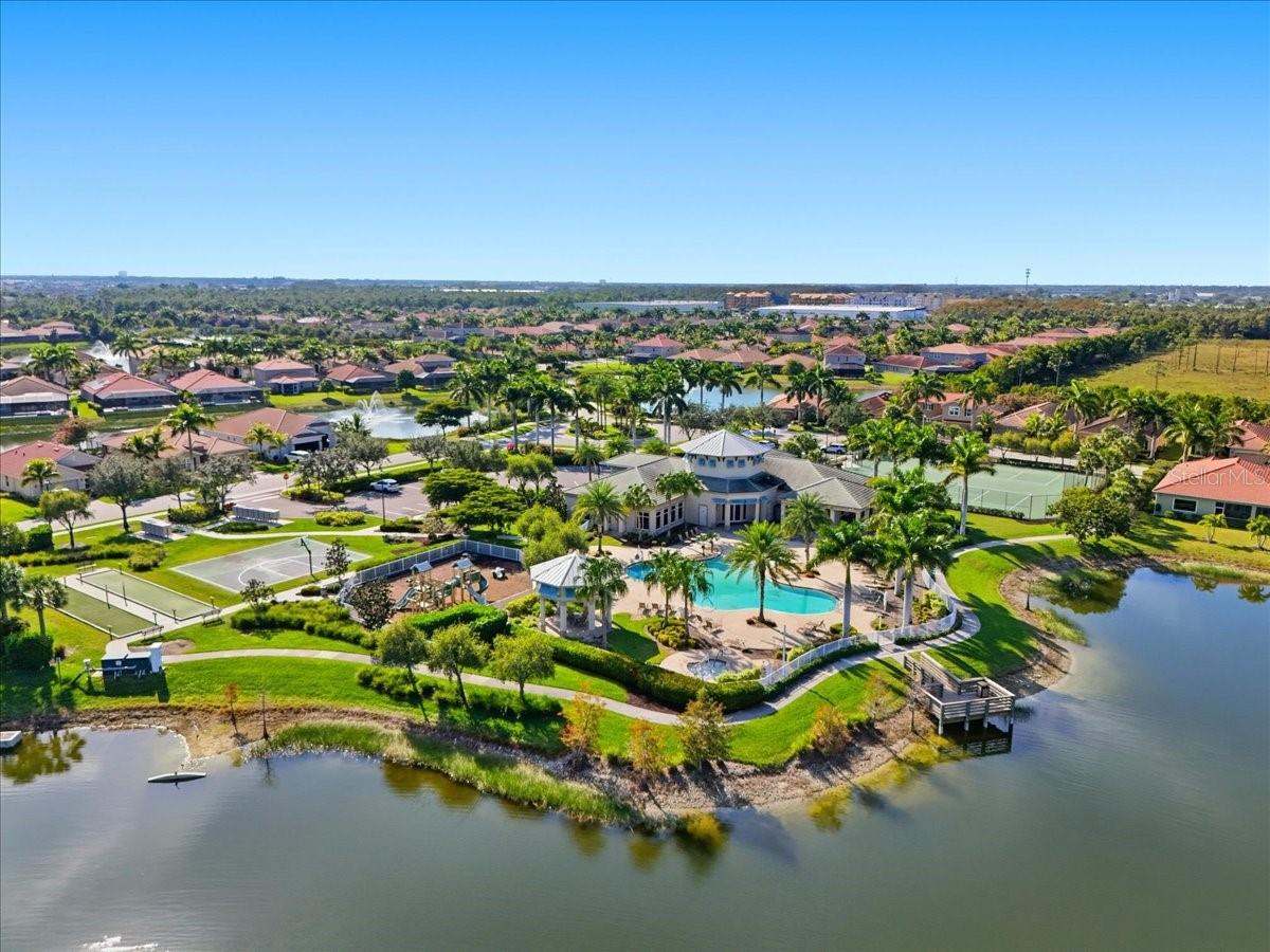 Image 35 of 36 For 3204 Royal Gardens Avenue