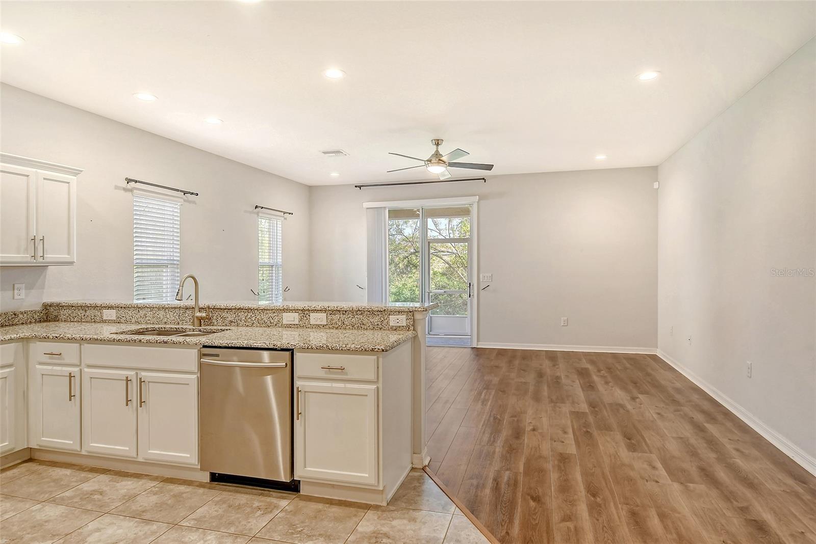 Image 11 of 46 For 1262 Grantham Drive