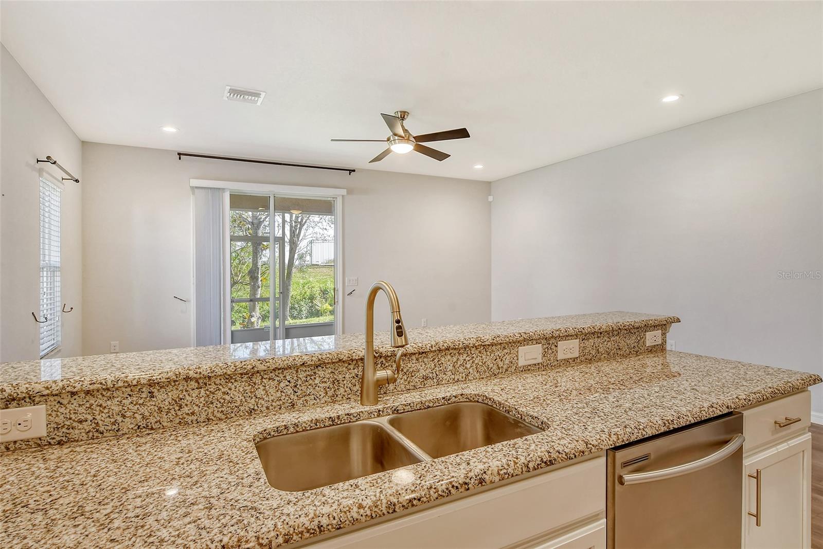 Image 17 of 46 For 1262 Grantham Drive