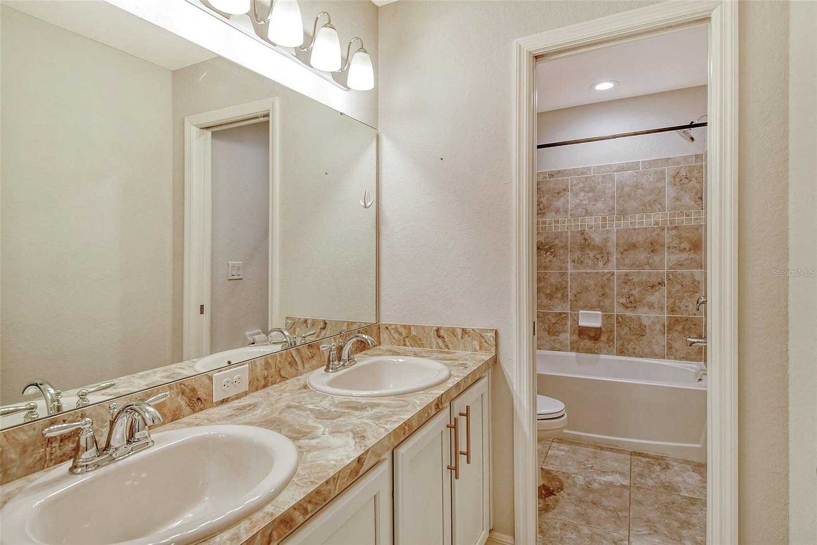 Image 30 of 46 For 1262 Grantham Drive