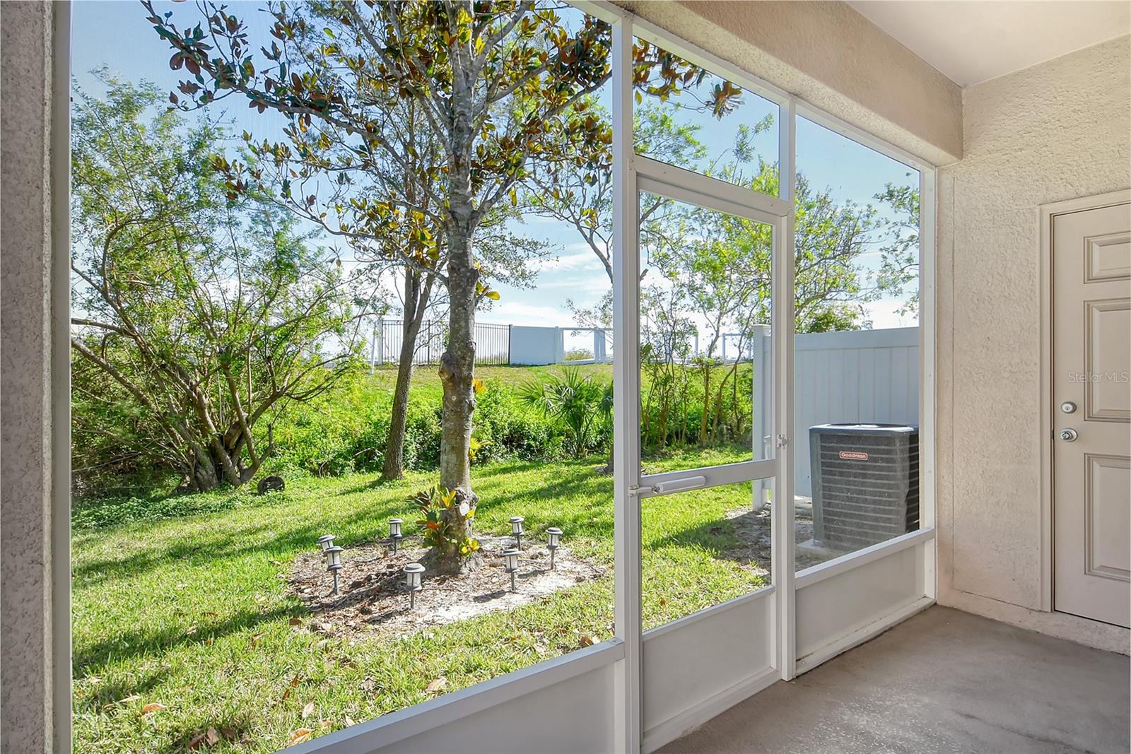 Image 8 of 46 For 1262 Grantham Drive