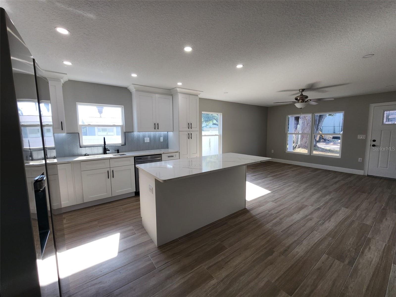 Image 13 of 14 For 1013 13th Street E