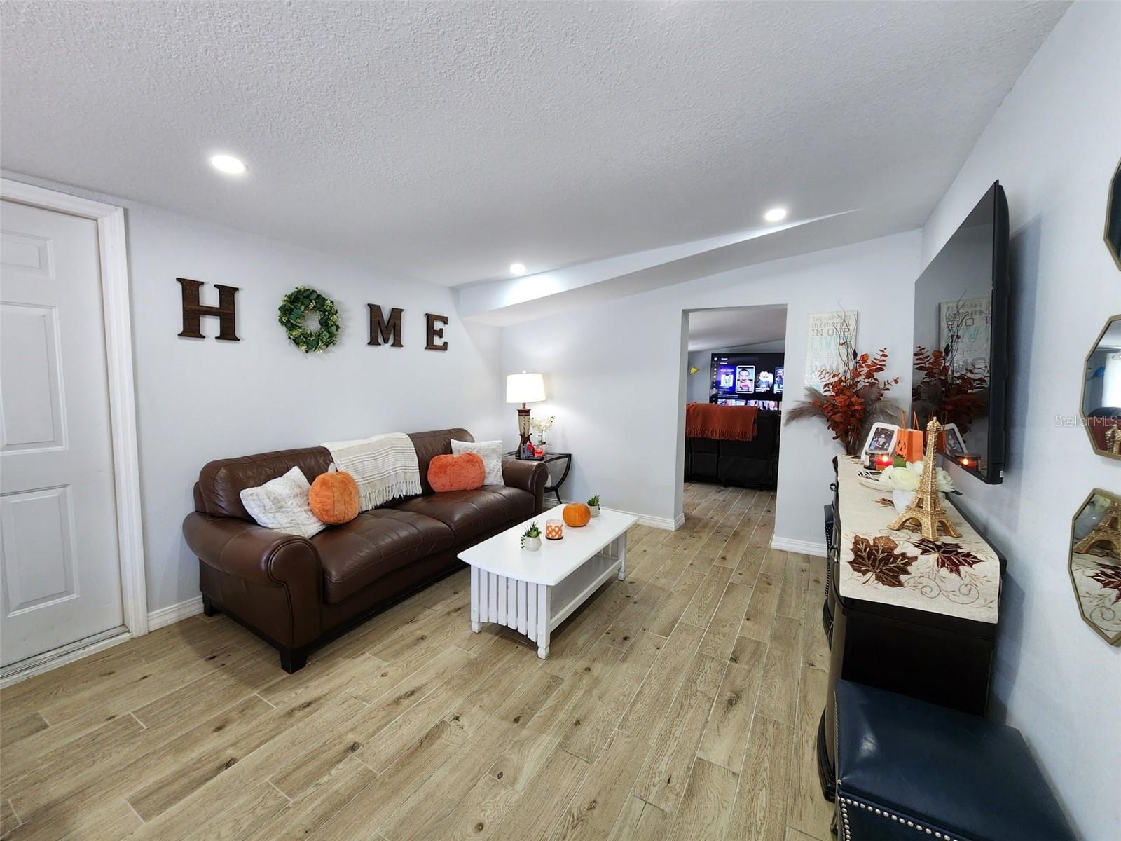 Image 10 of 22 For 5409 18th Street Boulevard E