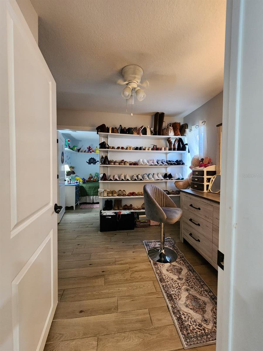 Image 13 of 22 For 5409 18th Street Boulevard E