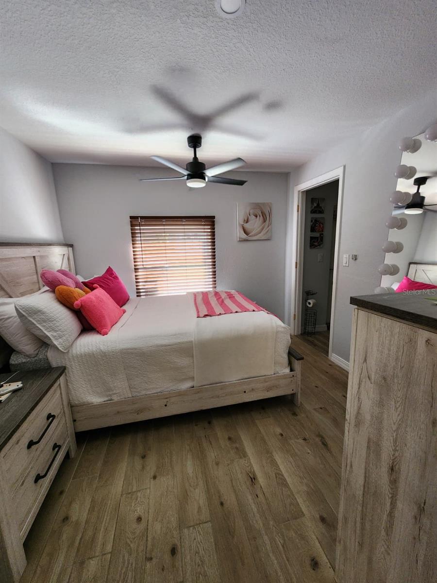 Image 20 of 22 For 5409 18th Street Boulevard E