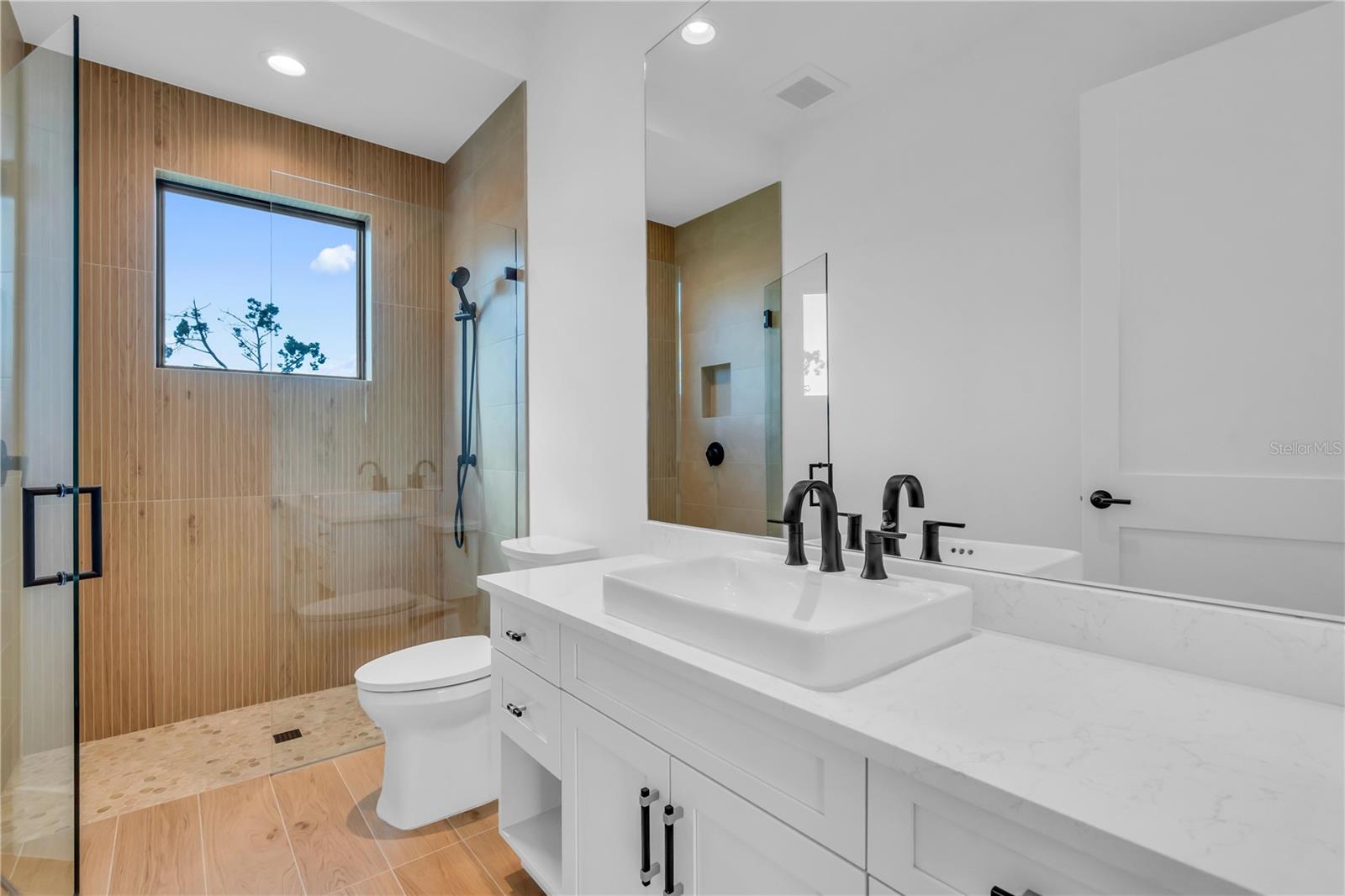 Image 29 of 55 For 7125 Westmoreland Drive