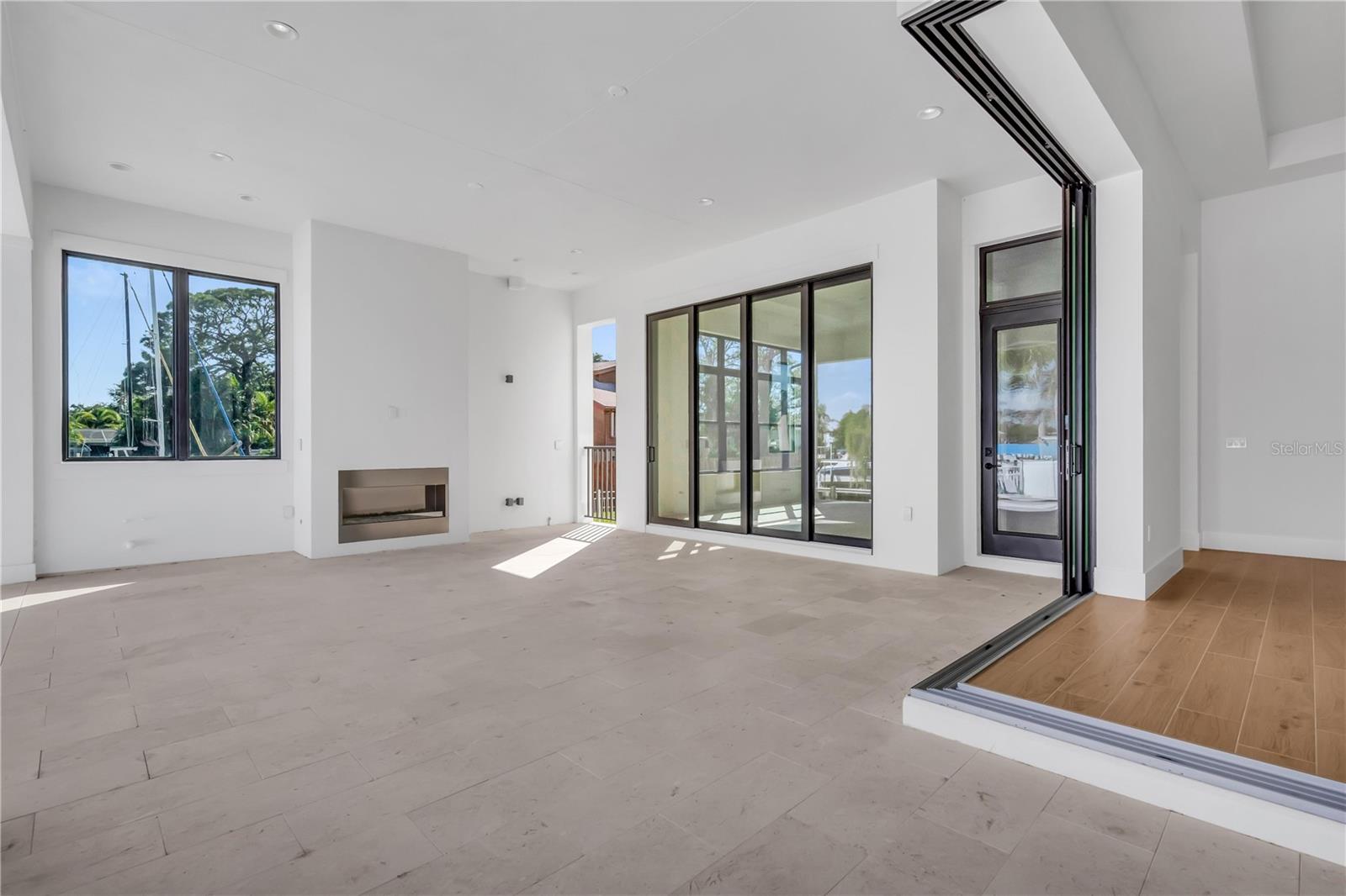 Image 37 of 55 For 7125 Westmoreland Drive