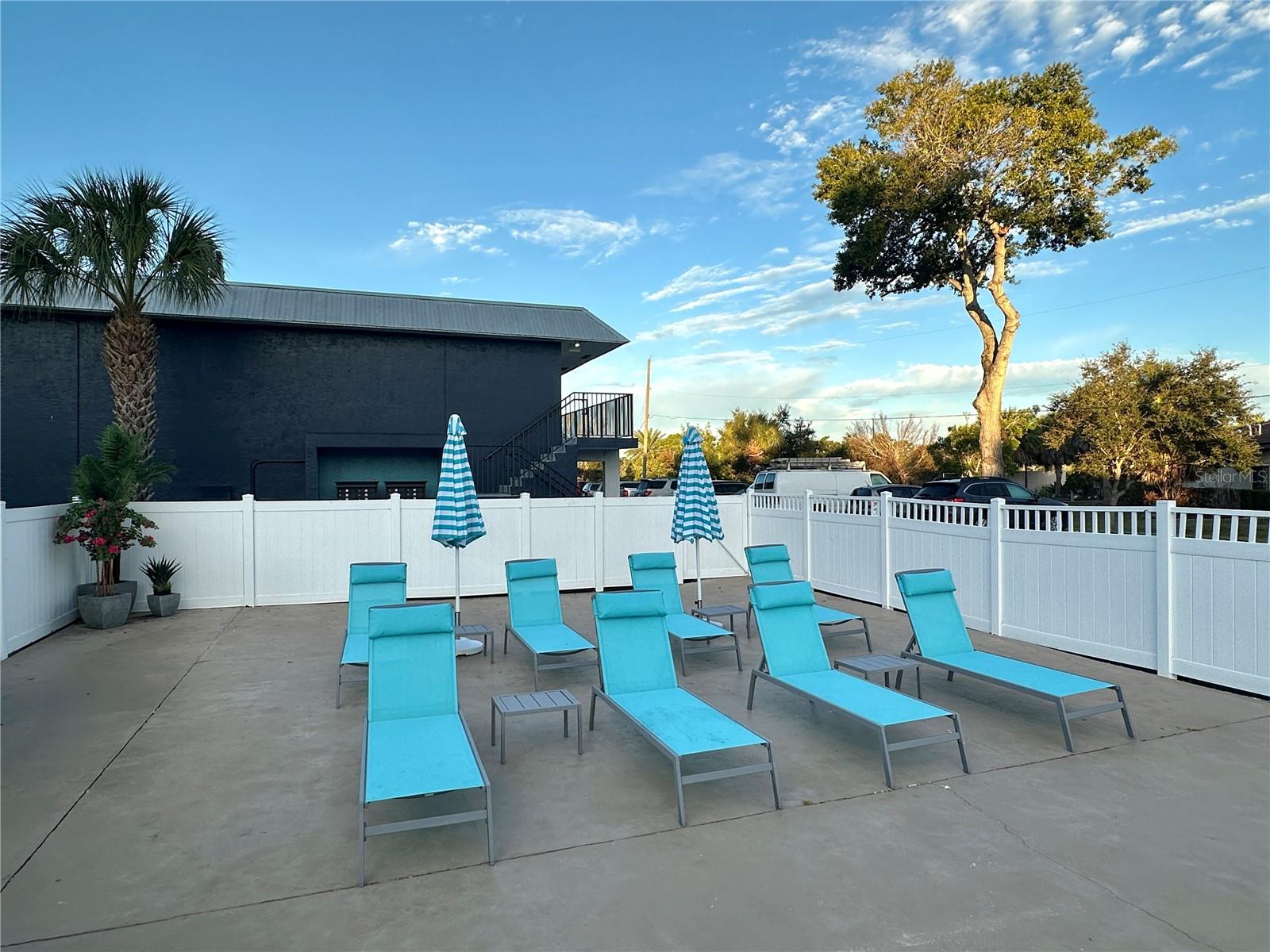 Image 10 of 21 For 1860 Phillippi Shores Drive 2b