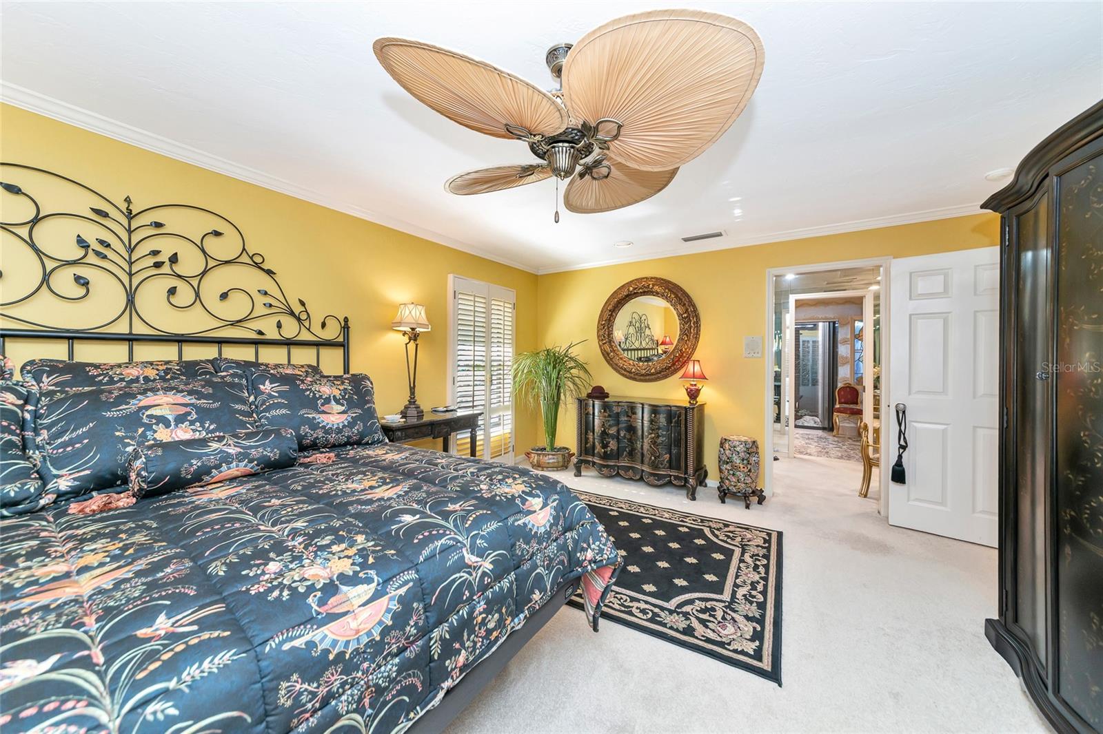 Image 18 of 55 For 6976 Country Lakes Circle