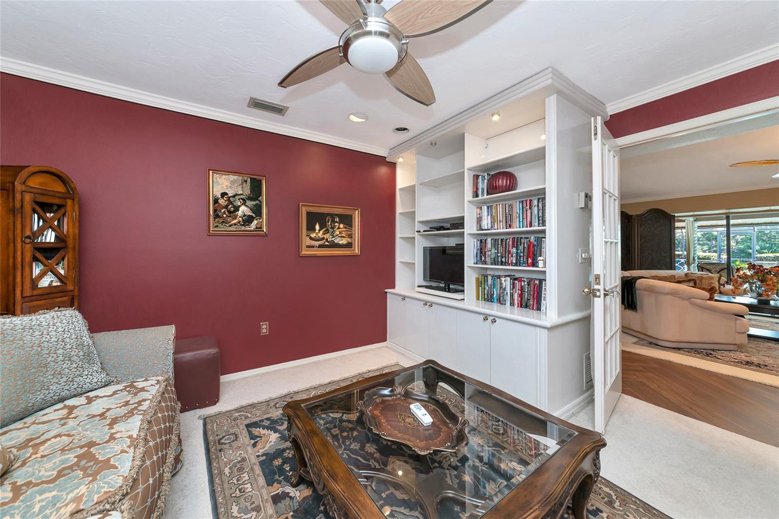 Image 25 of 55 For 6976 Country Lakes Circle