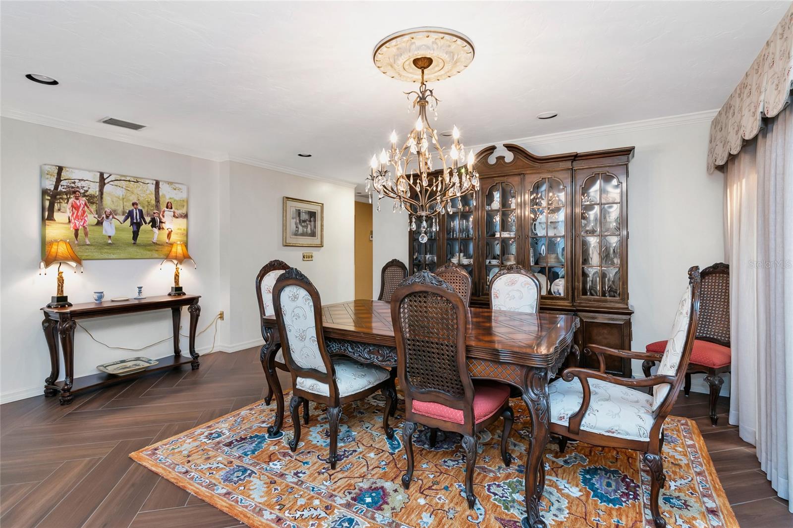 Image 30 of 55 For 6976 Country Lakes Circle