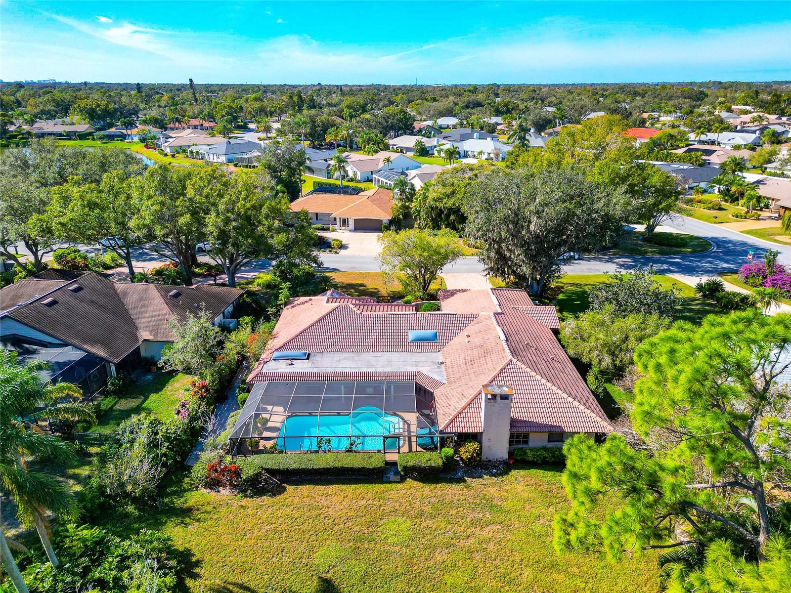 Image 51 of 55 For 6976 Country Lakes Circle