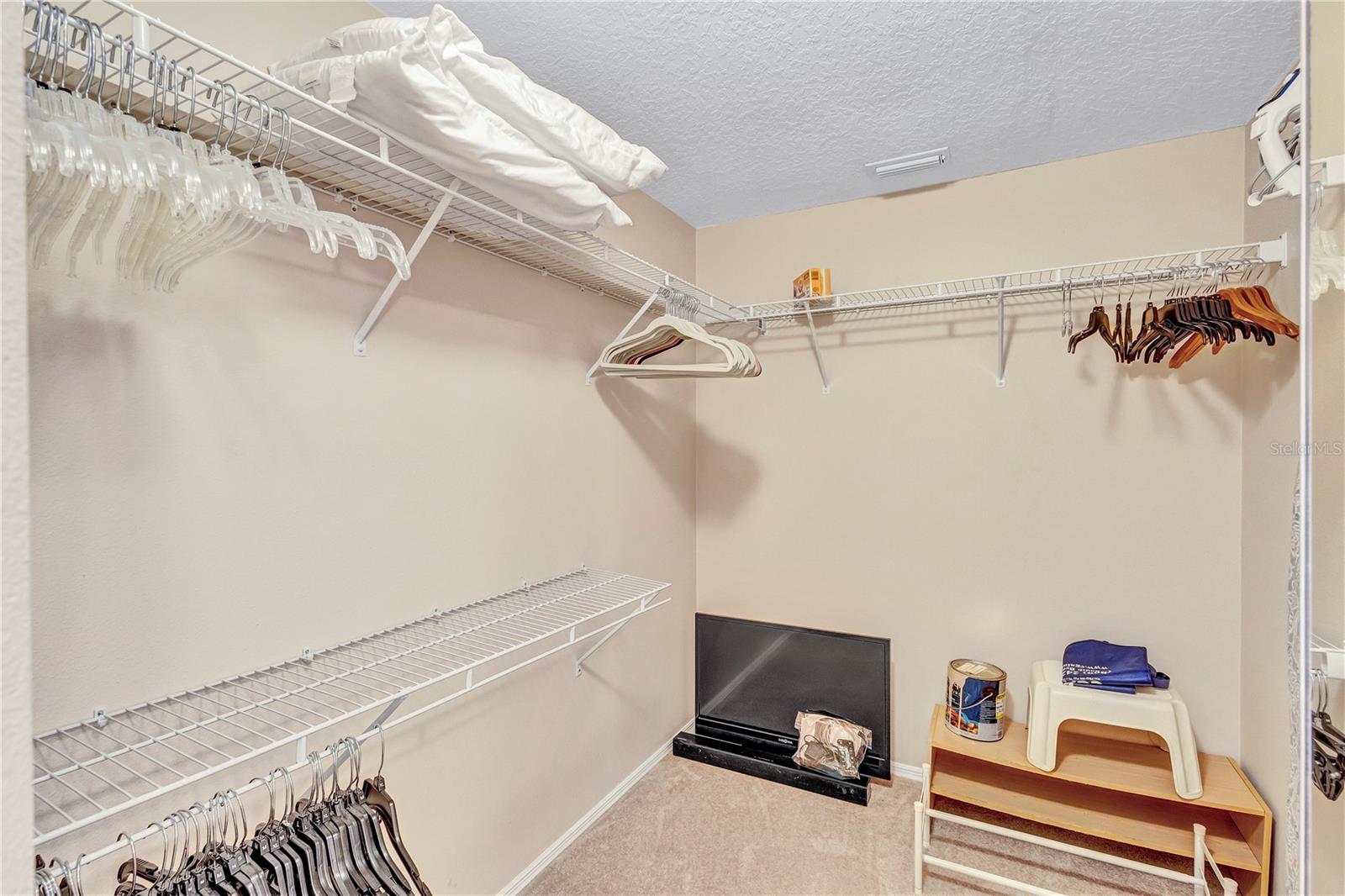 Image 26 of 51 For 5433 Fair Oaks Street 5433