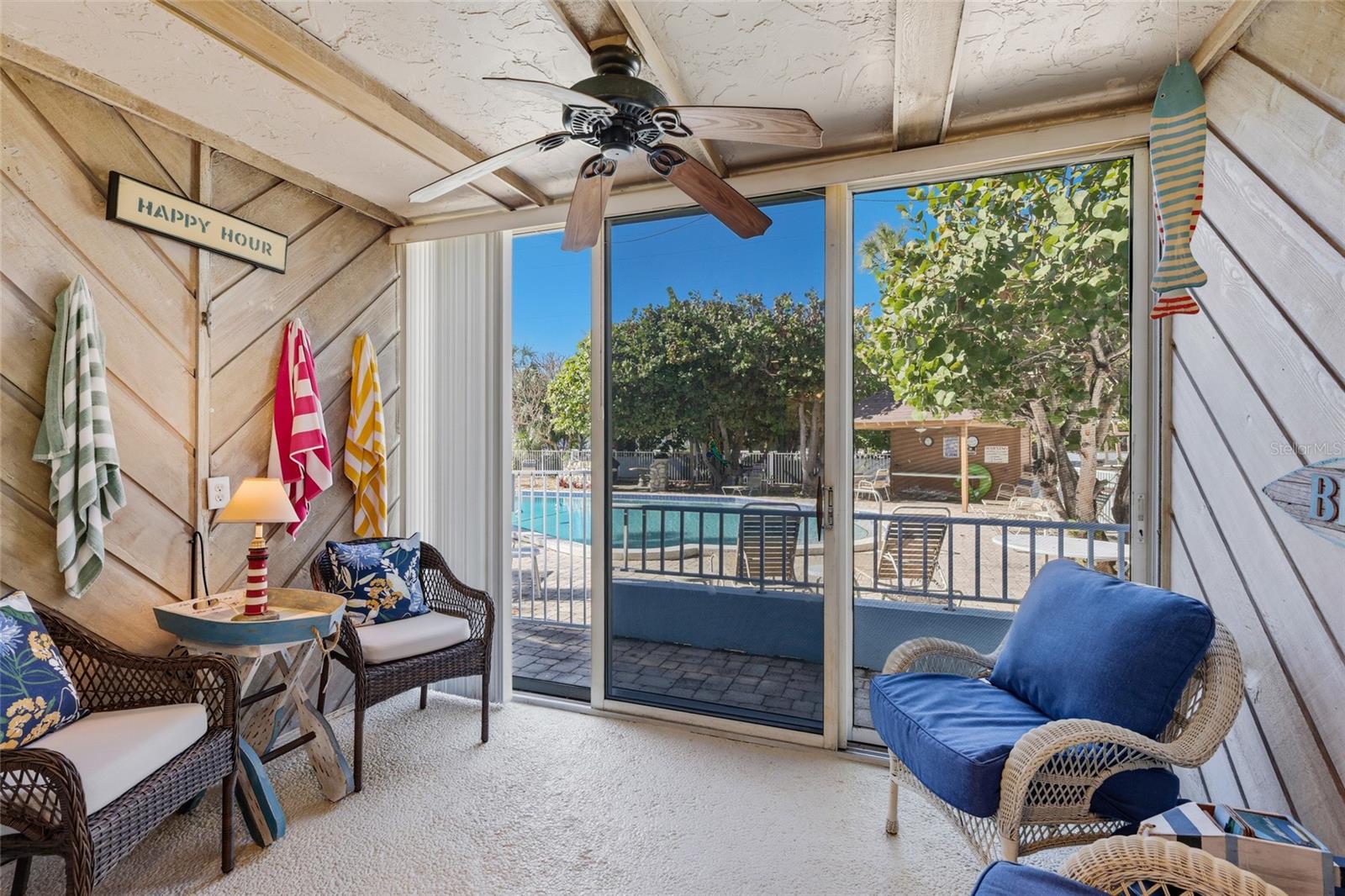 Image 18 of 48 For 4307 Gulf Drive 109