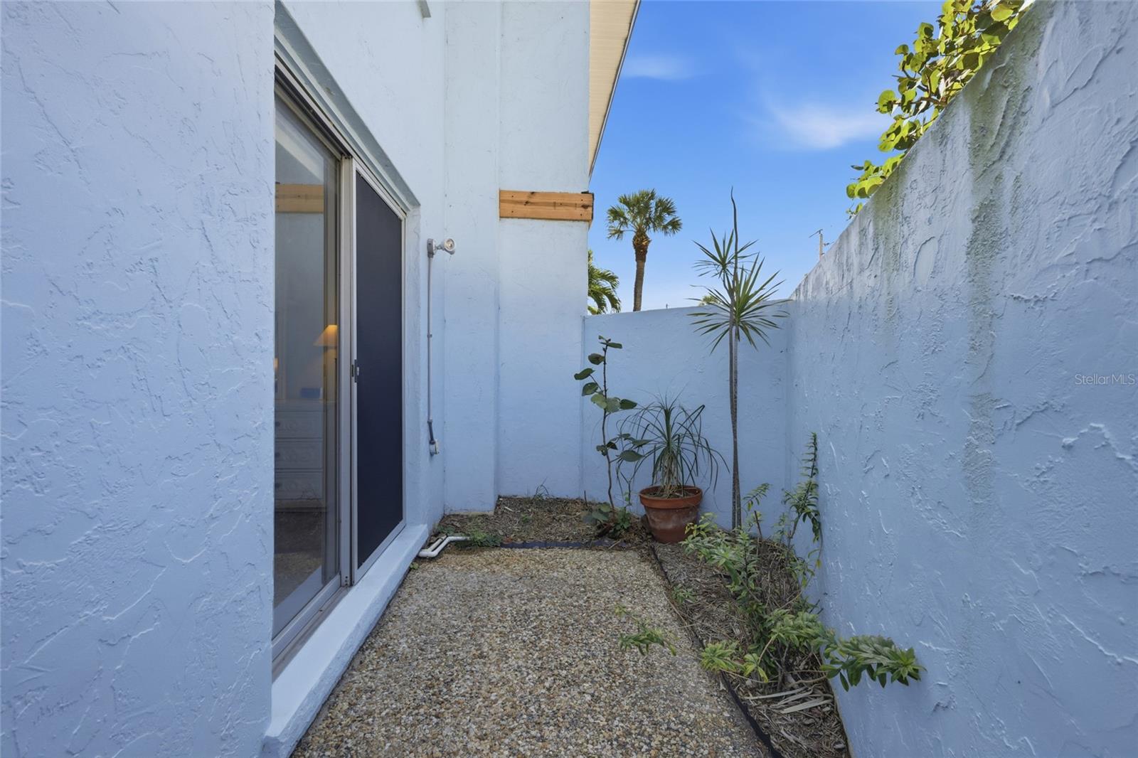 Image 22 of 48 For 4307 Gulf Drive 109