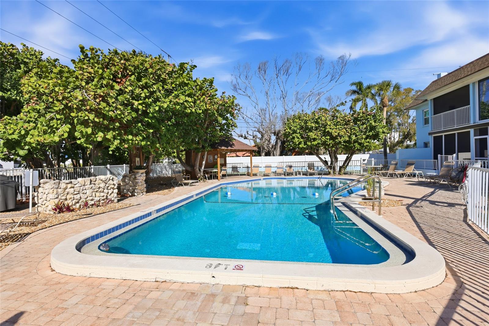 Image 30 of 48 For 4307 Gulf Drive 109