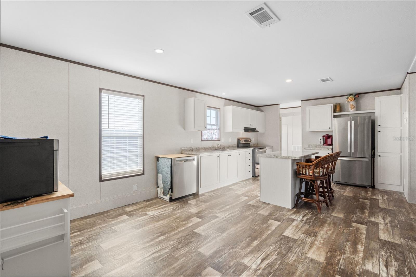 Image 12 of 42 For 224 Wolverine Avenue