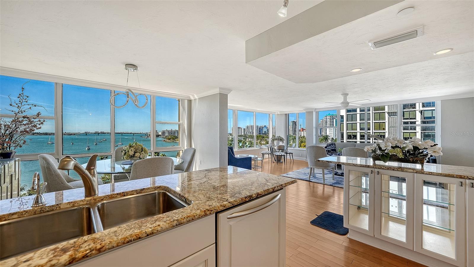 Image 23 of 62 For 770 Palm Avenue 704