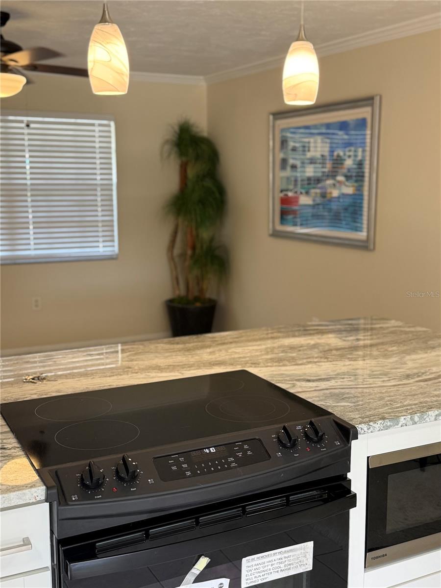 Image 14 of 19 For 6910 Friendship Drive