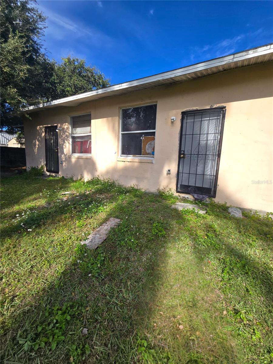 Image 3 of 7 For 1242 23rd Street