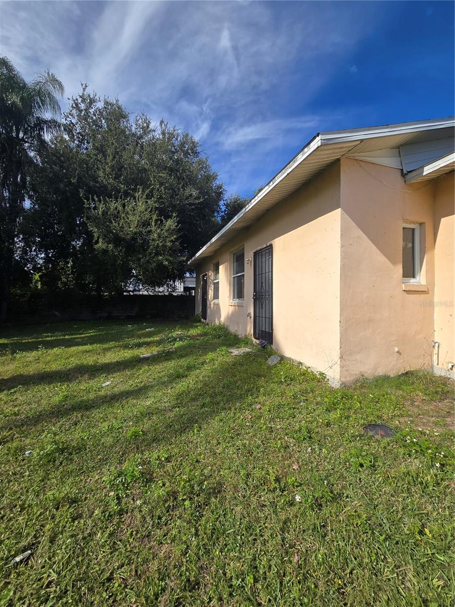 Image 4 of 7 For 1242 23rd Street