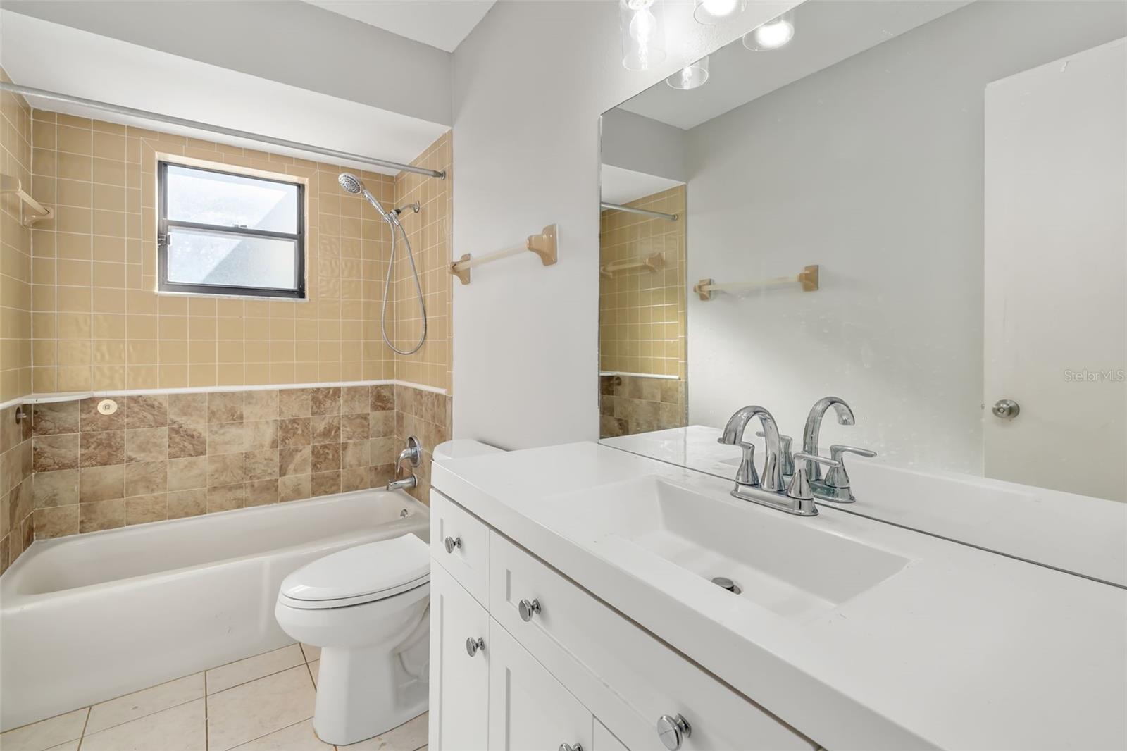 Image 37 of 58 For 928 Laurel Avenue