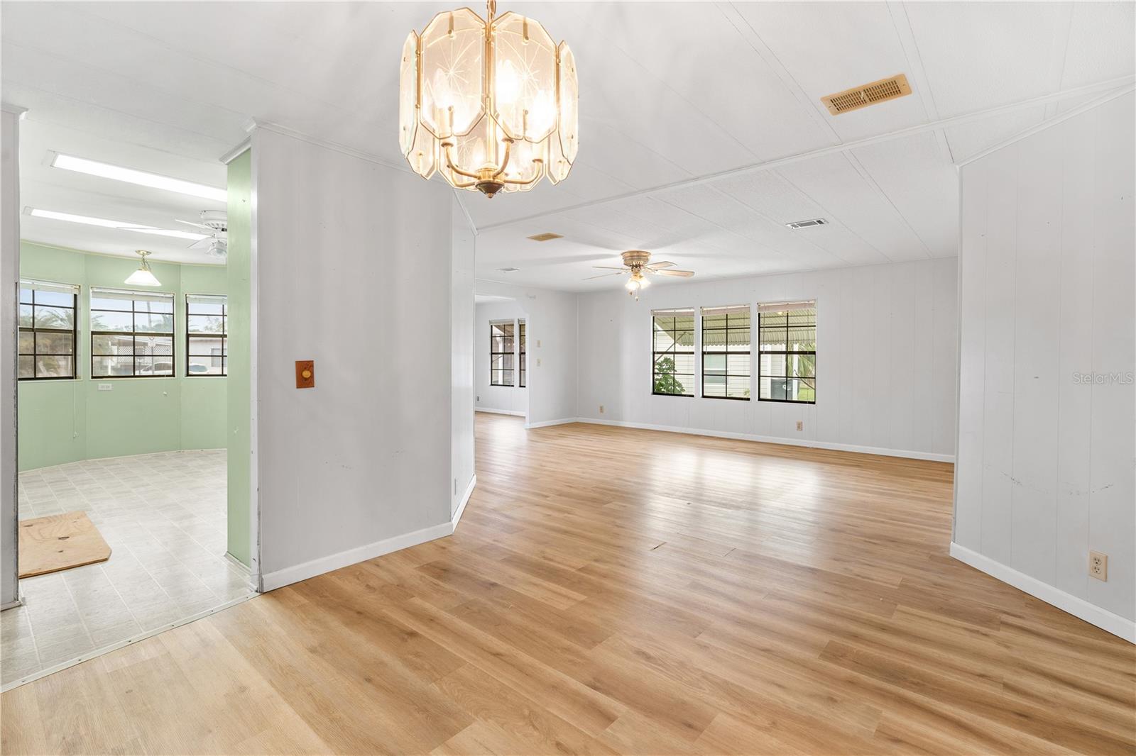 Image 8 of 26 For 6710 36th Avenue E 241