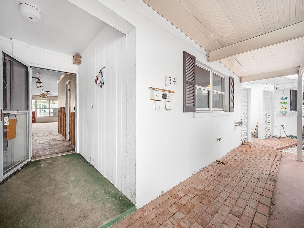 Image 15 of 59 For 34 Seaside Court