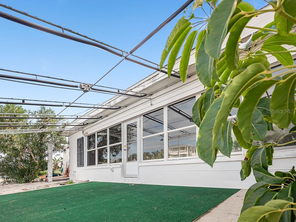 Image 44 of 59 For 34 Seaside Court