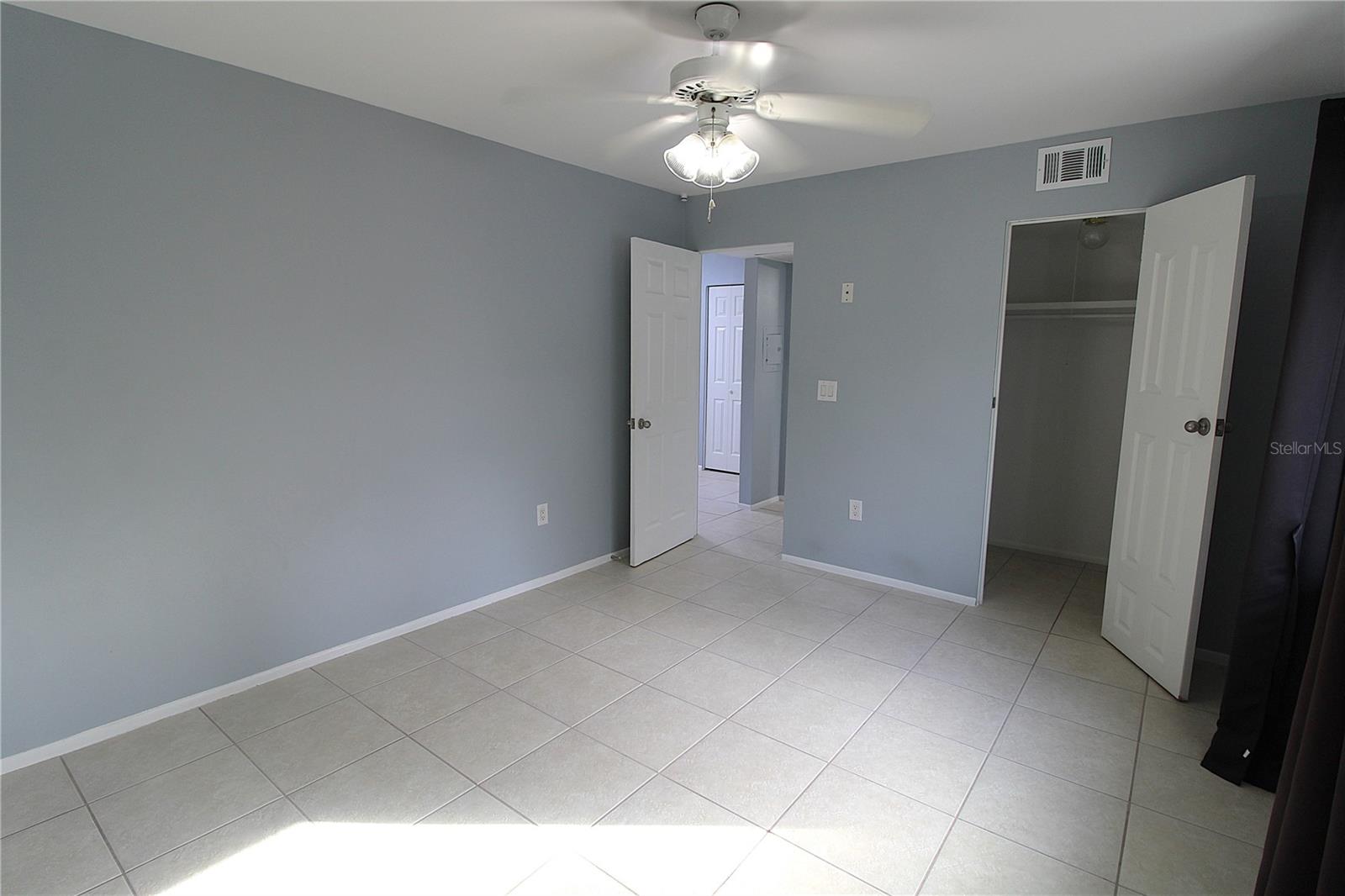 Image 10 of 13 For 2304 Ringling Boulevard 208