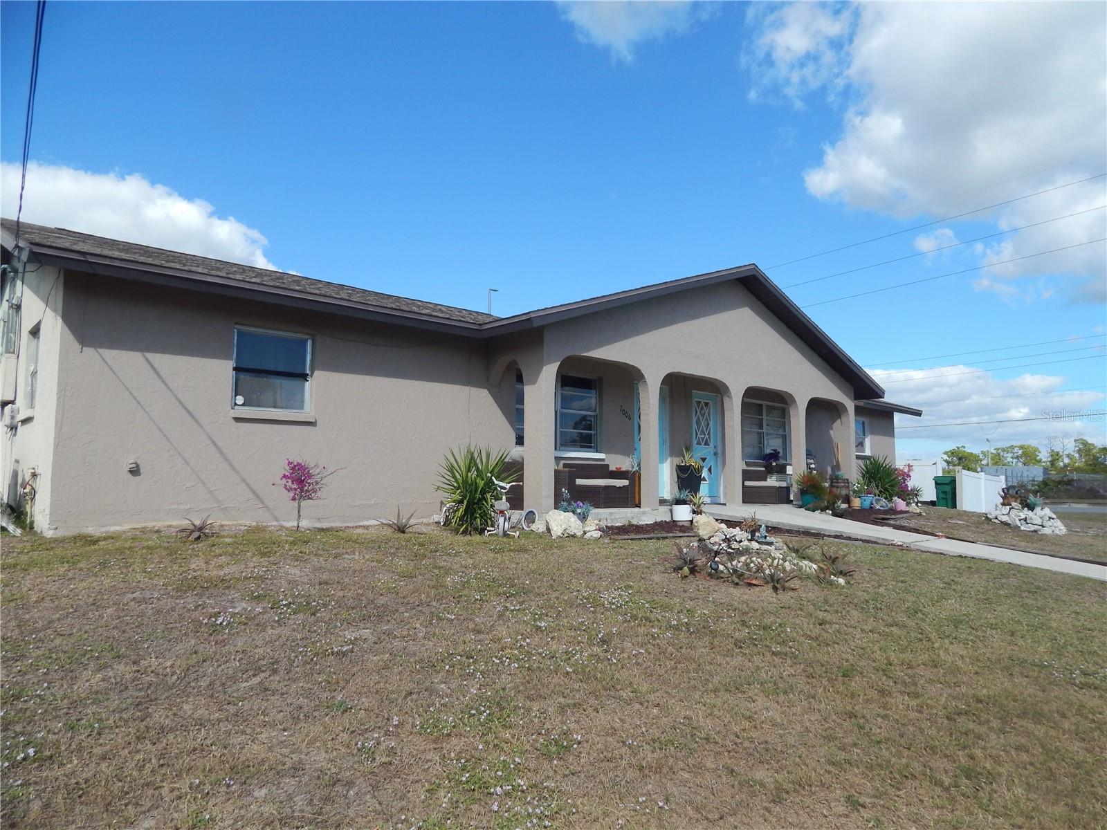 Image 3 of 6 For 2004 Wisconsin Avenue