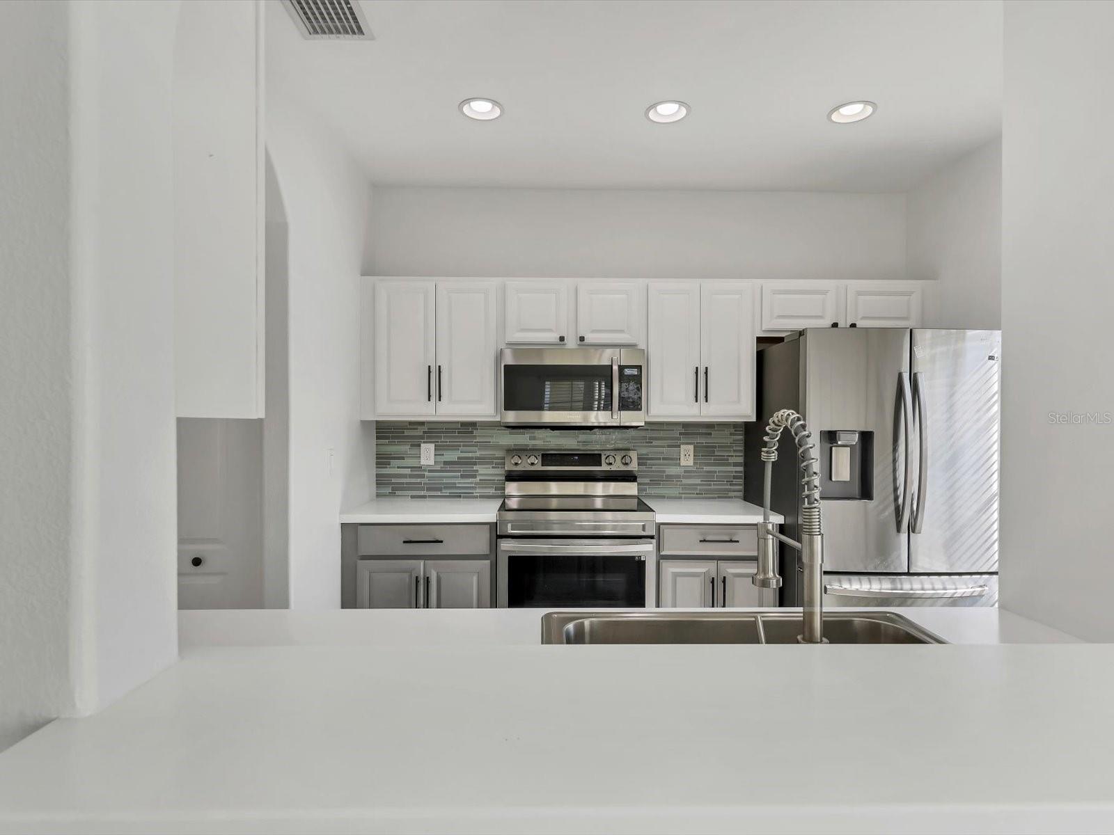 Image 10 of 33 For 262 Cape Harbour Loop 101