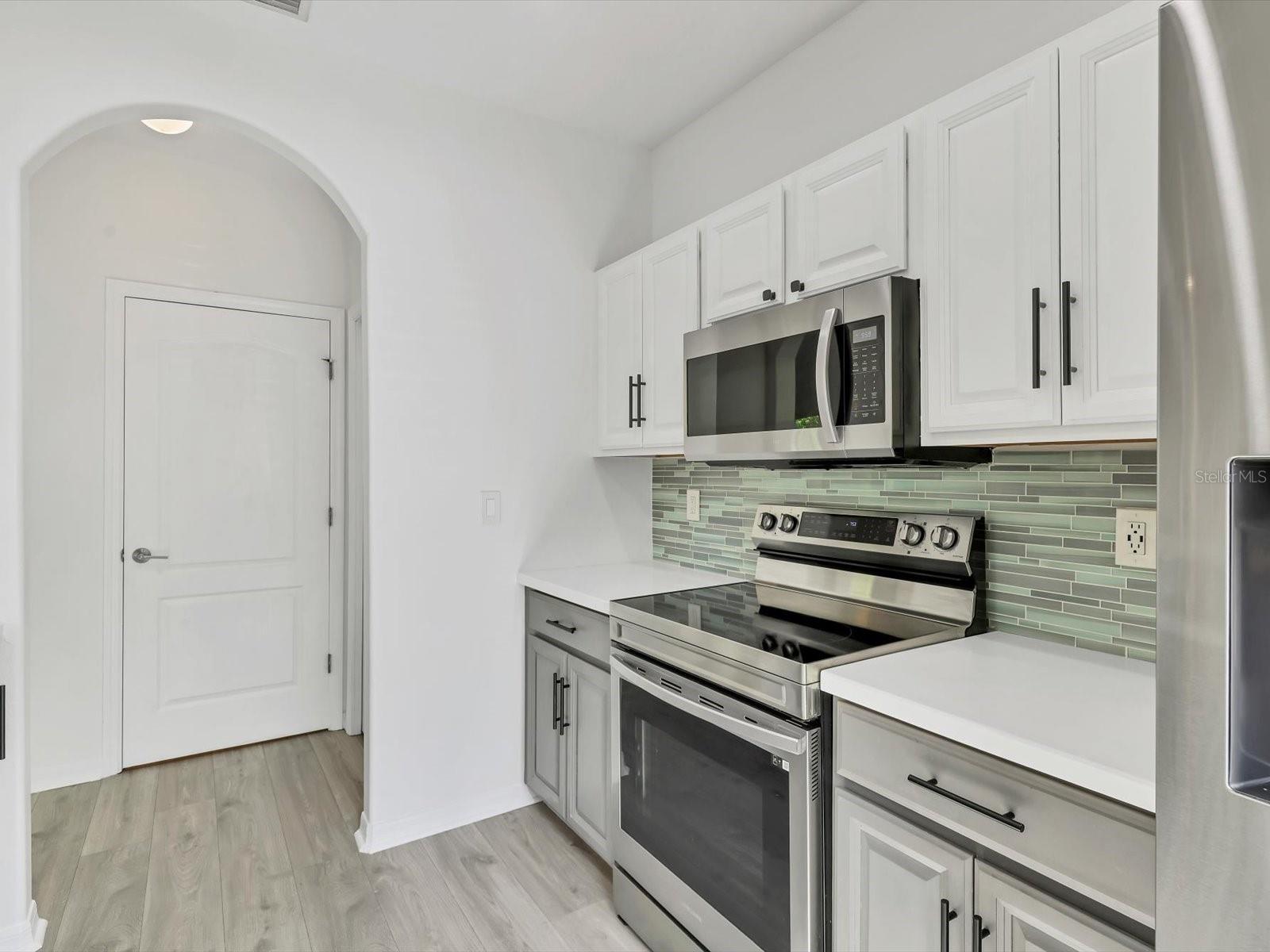 Image 13 of 33 For 262 Cape Harbour Loop 101