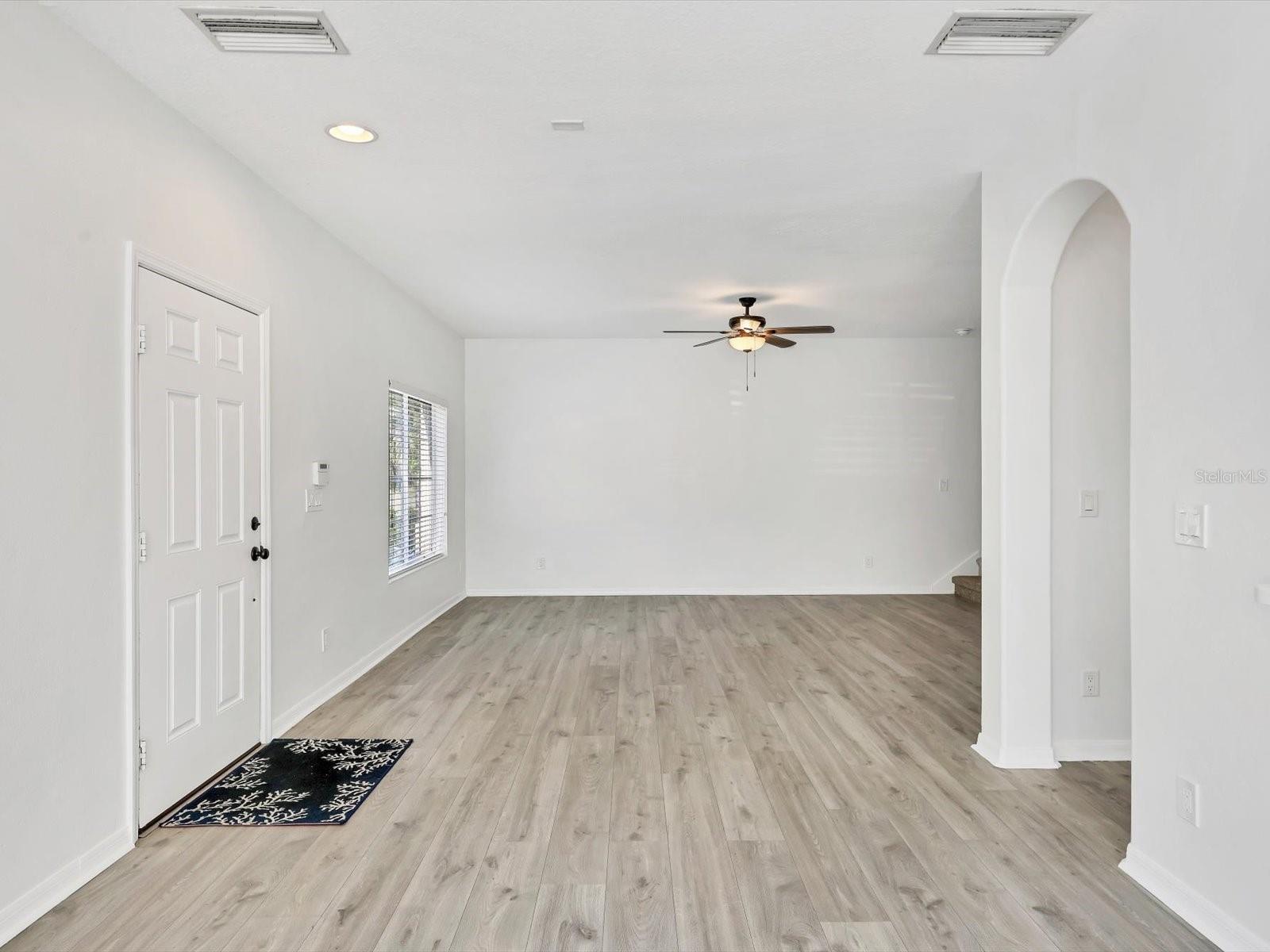 Image 5 of 33 For 262 Cape Harbour Loop 101