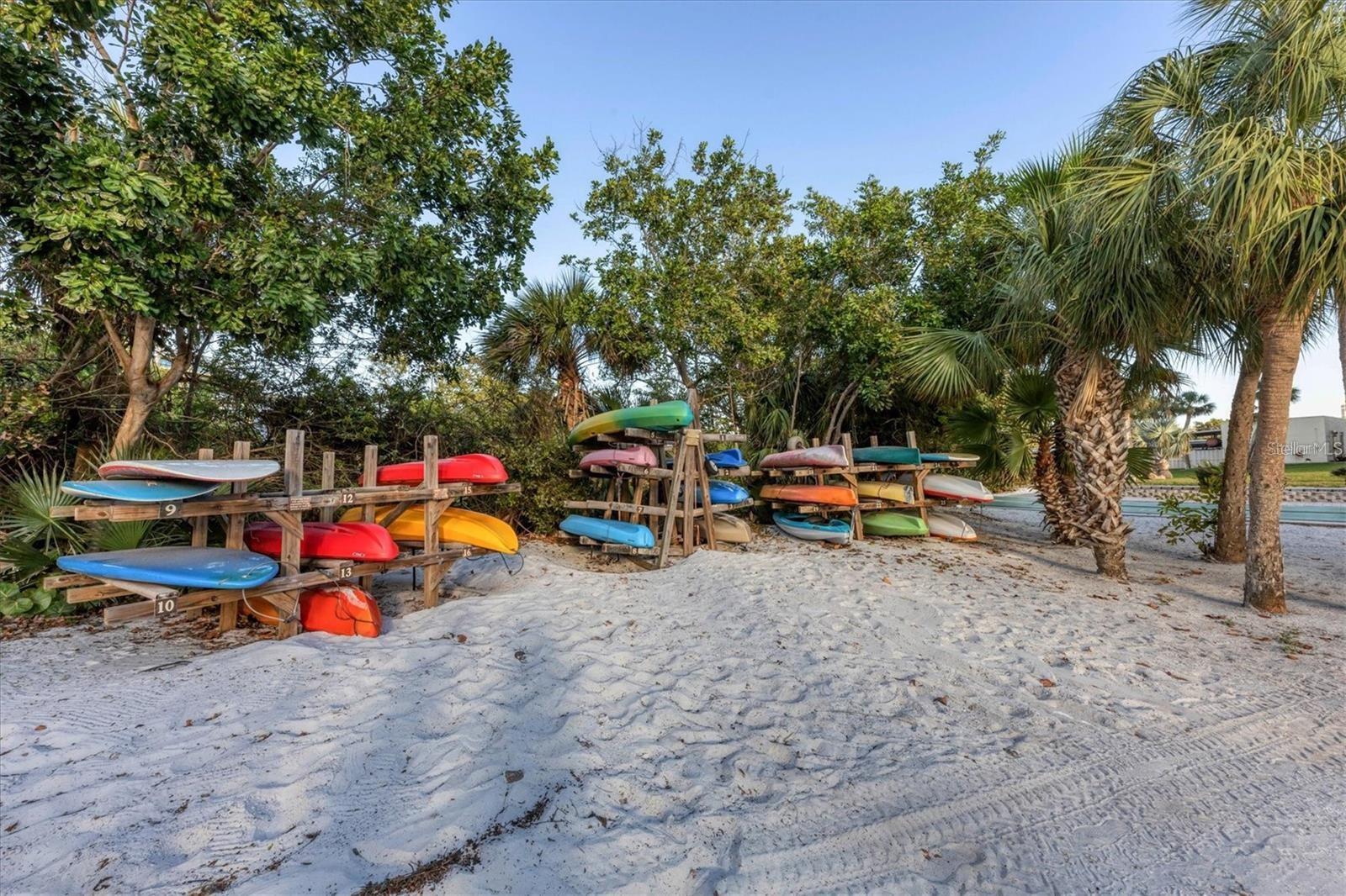 Image 31 of 34 For 19 Whispering Sands Drive 106