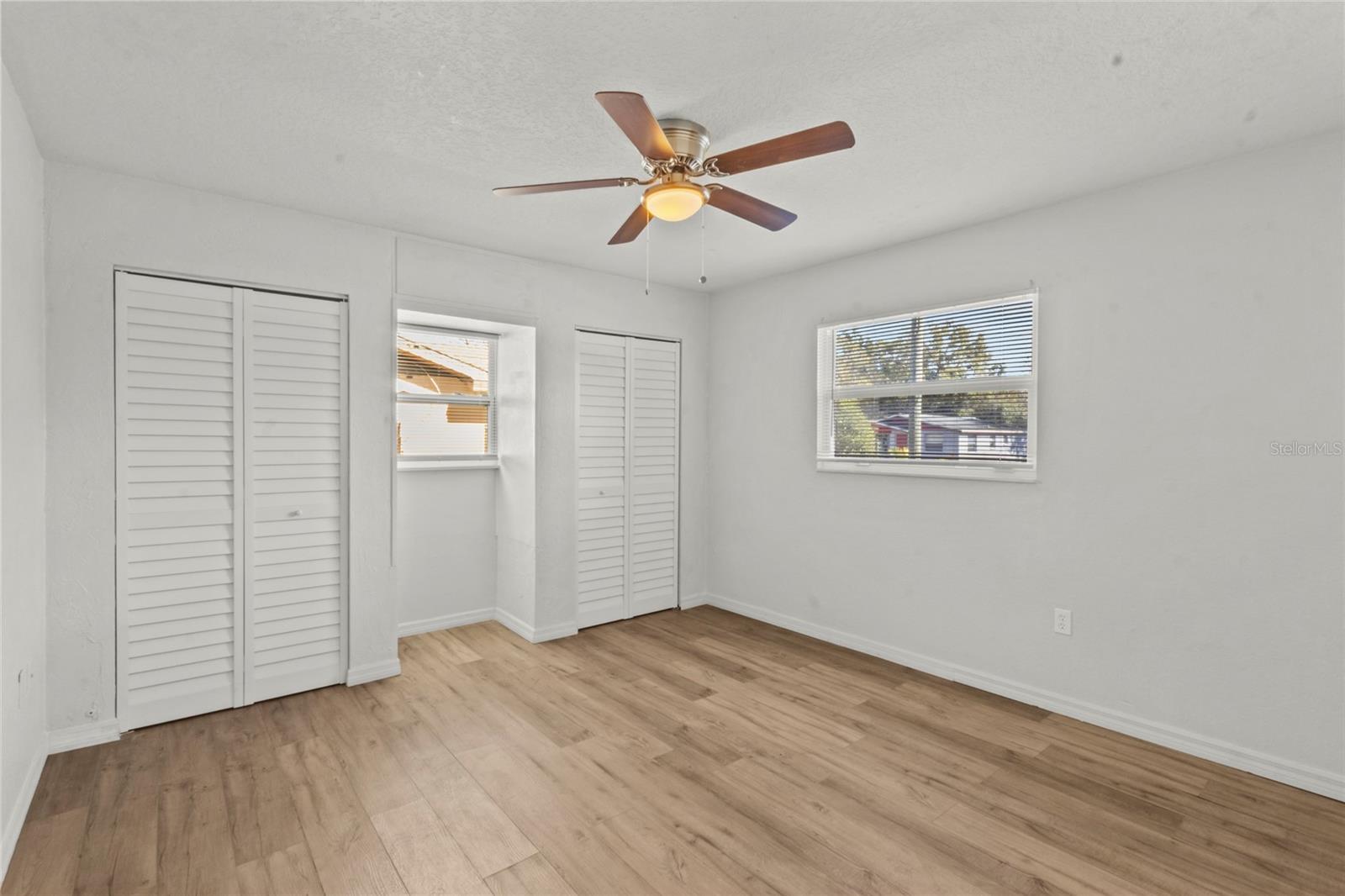 Image 18 of 45 For 4848 Camphor Avenue