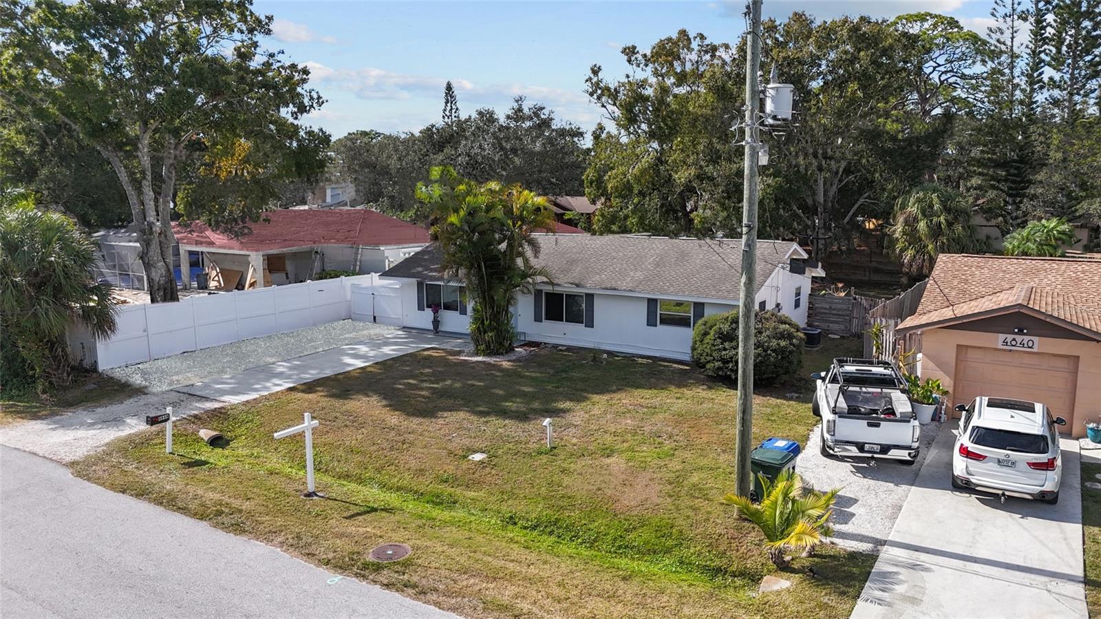 Image 32 of 45 For 4848 Camphor Avenue