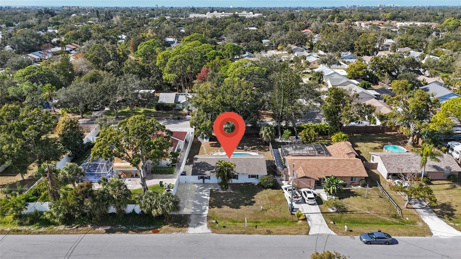 Image 33 of 45 For 4848 Camphor Avenue