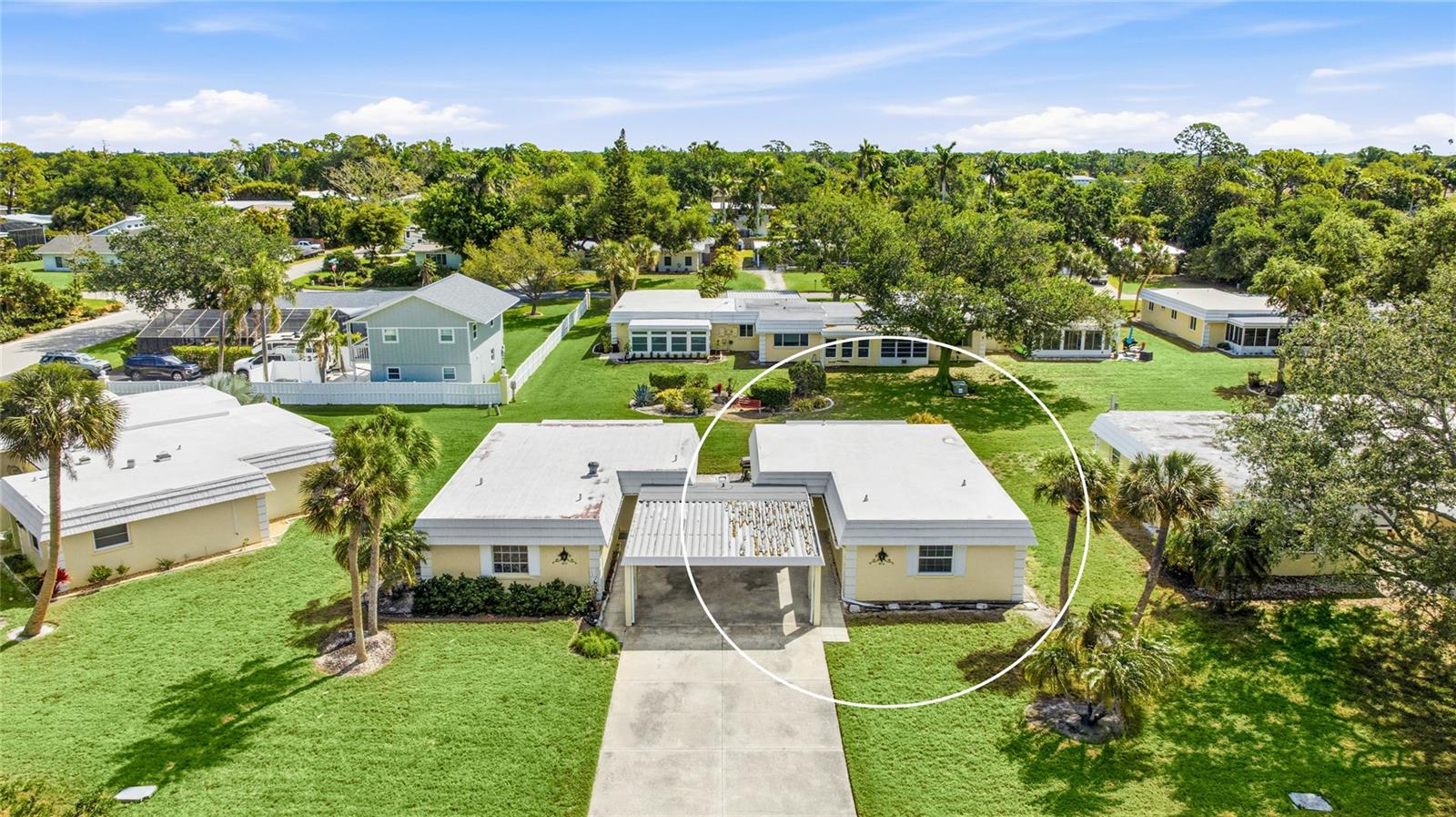 Image 28 of 43 For 5915 Tidewood Avenue 4