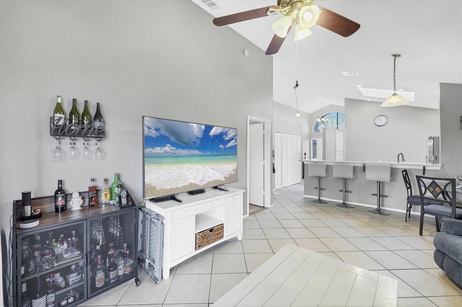 Image 10 of 38 For 4003 39th Street W